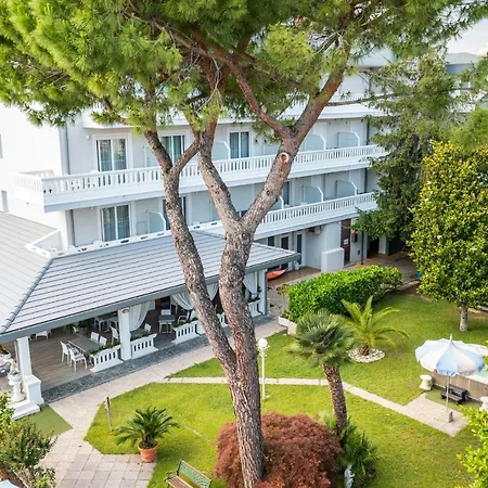 Al Cigno Otel 4*